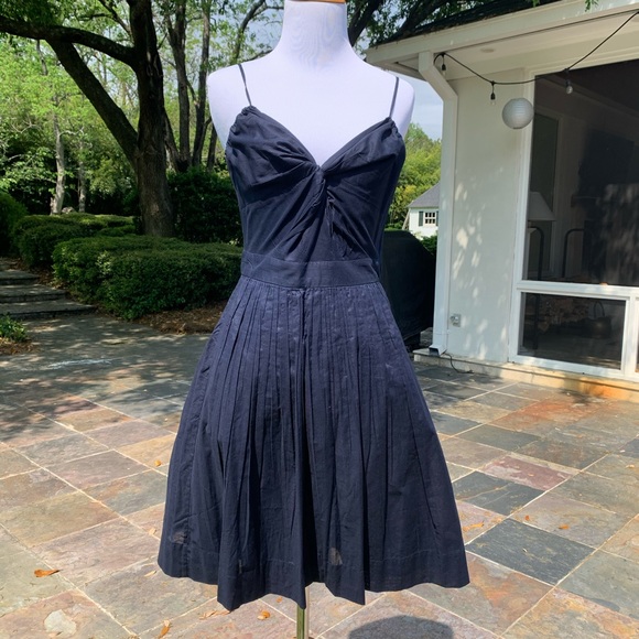 NWT New Navy GAP Pleated Sundress with Pockets 4 - Picture 3 of 7